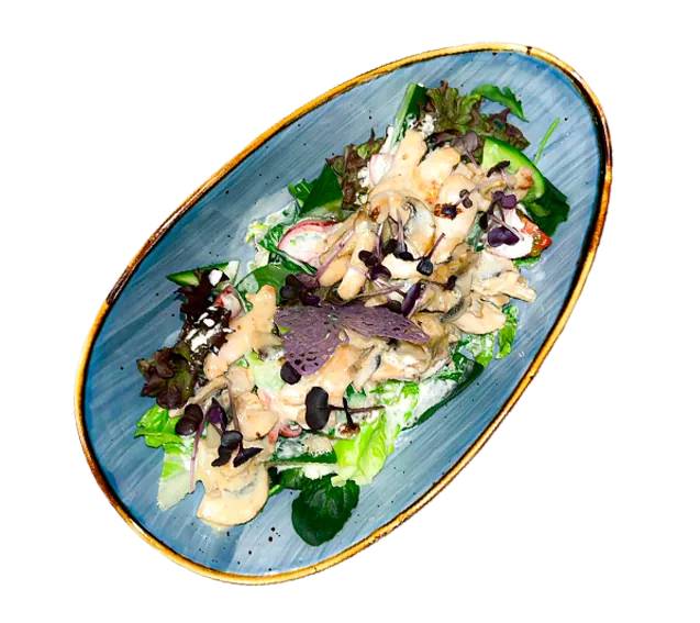 Салат сливочный с курицей